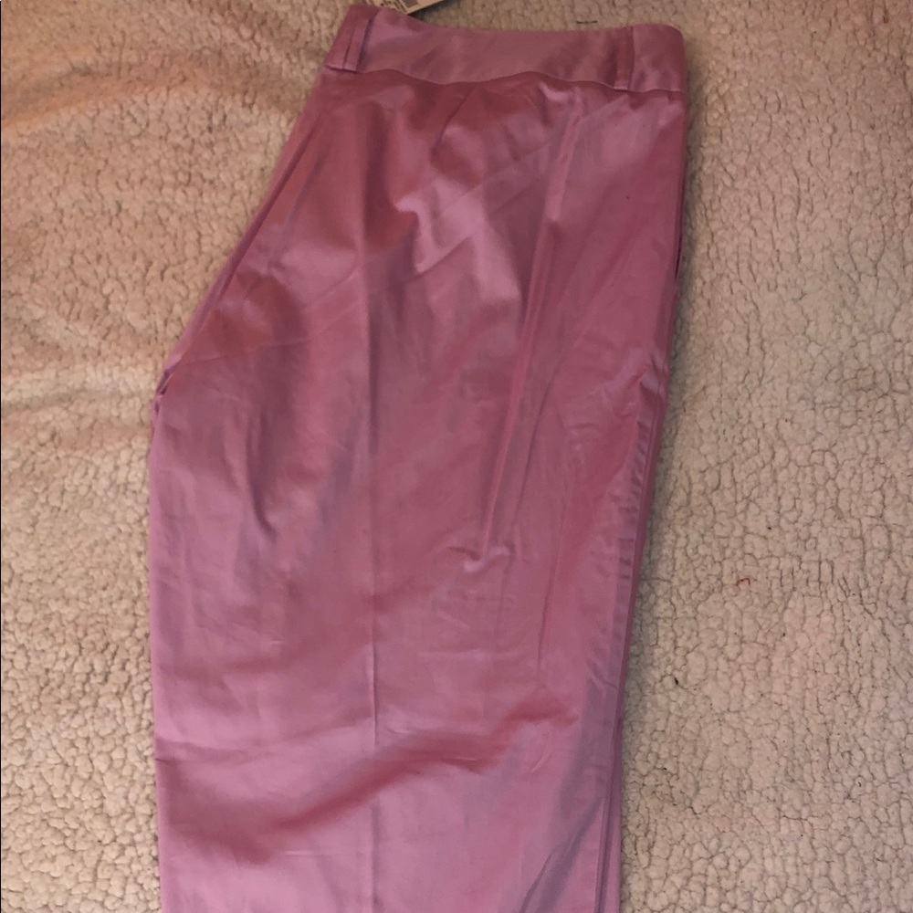 Mauve Linen Capris